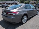 Used 2019 Toyota Camry XLE image 3