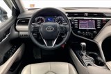 Used 2020 Toyota Camry SE image 4