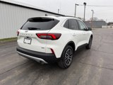 New 2025 Ford Escape SE image 3