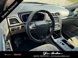 Used 2017 Ford Fusion SE w/ Fusion SE Technology Package image 4