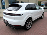 Used 2024 Porsche Cayenne image 2