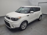 Used 2019 Kia Soul + image 2