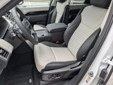 New 2025 Land Rover Discovery S image 5