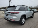 Certified 2024 Jeep Grand Cherokee Laredo image 5