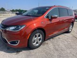 Used 2018 Chrysler Pacifica Limited w/ Advanced Safetytec Group image 2