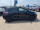 Used 2022 Chevrolet Trax LT w/ Premium Seat Package image 2