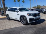 Certified 2022 Volkswagen Atlas SEL Premium image 2