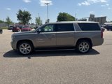 Used 2017 Chevrolet Suburban Premier image 3