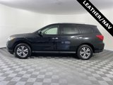 Used 2020 Nissan Pathfinder SL image 3