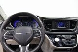 Used 2017 Chrysler Pacifica Touring image 4