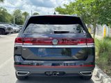 Used 2024 Volkswagen Atlas SE w/ Panoramic Sunroof Package image 3