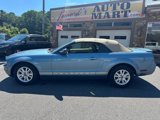 Used 2007 Ford Mustang Convertible image 2