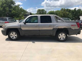 Used 2002 Chevrolet Avalanche 4x4 w/ Off-Road Suspension Pkg image 4