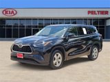 Used 2021 Toyota Highlander L image 3