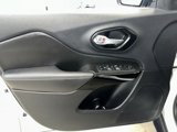 Used 2023 Jeep Cherokee Altitude Lux image 4