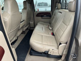 Used 2006 Ford F250 Lariat image 3