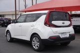 Used 2020 Kia Soul LX image 3