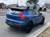 Used 2019 Volvo XC40 T5 R-Design image 4