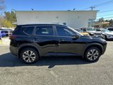 Used 2022 Nissan Rogue SV w/ SV Premium Package image 2