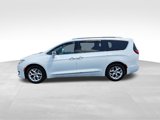 Certified 2020 Chrysler Pacifica Limited image 5