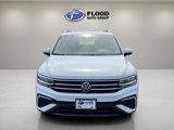 Used 2022 Volkswagen Tiguan SE image 2