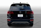 Used 2024 Volkswagen Taos SE image 4