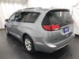 Used 2019 Chrysler Pacifica Touring-L Plus image 5