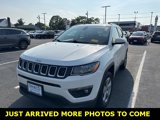 Used 2019 Jeep Compass Latitude w/ Popular Equipment Group image 3