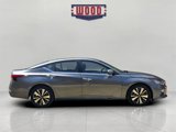 Used 2022 Nissan Altima 2.5 SV image 2