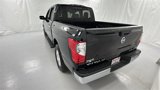 Used 2019 Nissan Titan SV image 5