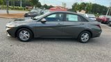 New 2025 Hyundai Elantra SE image 4