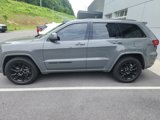 Used 2021 Jeep Grand Cherokee Laredo X image 3
