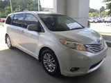 Used 2015 Toyota Sienna XLE Premium image 2