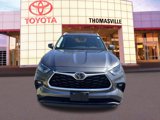 Used 2023 Toyota Highlander XLE image 2