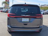 Used 2023 Chrysler Pacifica Touring-L image 5