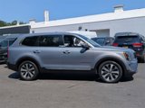 Used 2020 Kia Telluride EX w/ EX Premium Package image 2