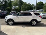Used 2019 Ford Explorer XLT w/ Equipment Group 202A image 2