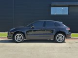 Certified 2024 Porsche Macan image 2