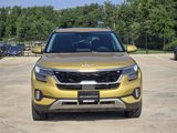 Certified 2023 Kia Seltos SX w/ SX Sunroof Package image 2