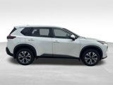 Used 2023 Nissan Rogue SV image 4