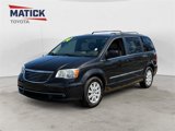 Used 2014 Chrysler Town & Country Touring image 3