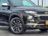 Used 2023 Chevrolet TrailBlazer ACTIV image 2