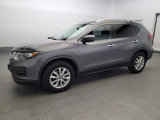 Used 2020 Nissan Rogue SV image 2