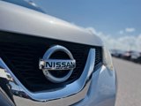 Used 2015 Nissan Rogue SL w/ SL Premium Package image 3