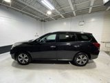 Used 2017 Nissan Pathfinder S image 3
