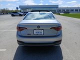 Used 2024 Volkswagen Jetta SE image 4
