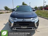 Used 2020 Mitsubishi Outlander SE image 2