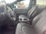 New 2025 Chrysler Pacifica Select image 5