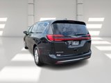 Used 2023 Chrysler Pacifica Touring-L image 5