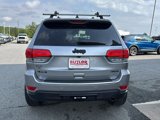 Used 2017 Jeep Grand Cherokee Limited w/ Luxury Group II image 4